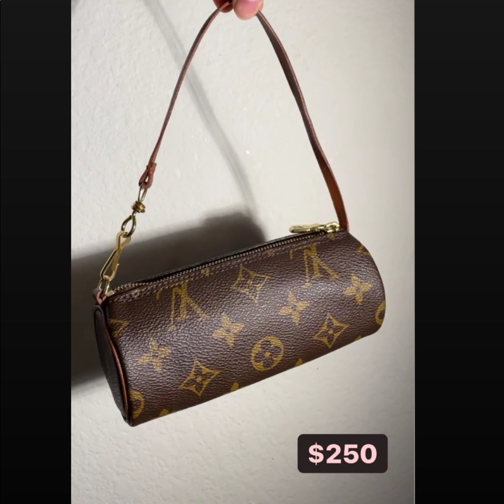 Louis Vuitton Small Purse